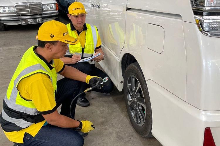 Inilah Tips Praktis Memilih Ban Mobil Yang Mudah Untuk Anda - Skinner ... Tips Memilih Ban Mobil Yang Sesuai Kebutuhan