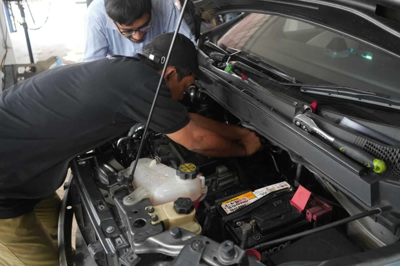 Apa Yang Harus Dilakukan Saat Mobil Overheat